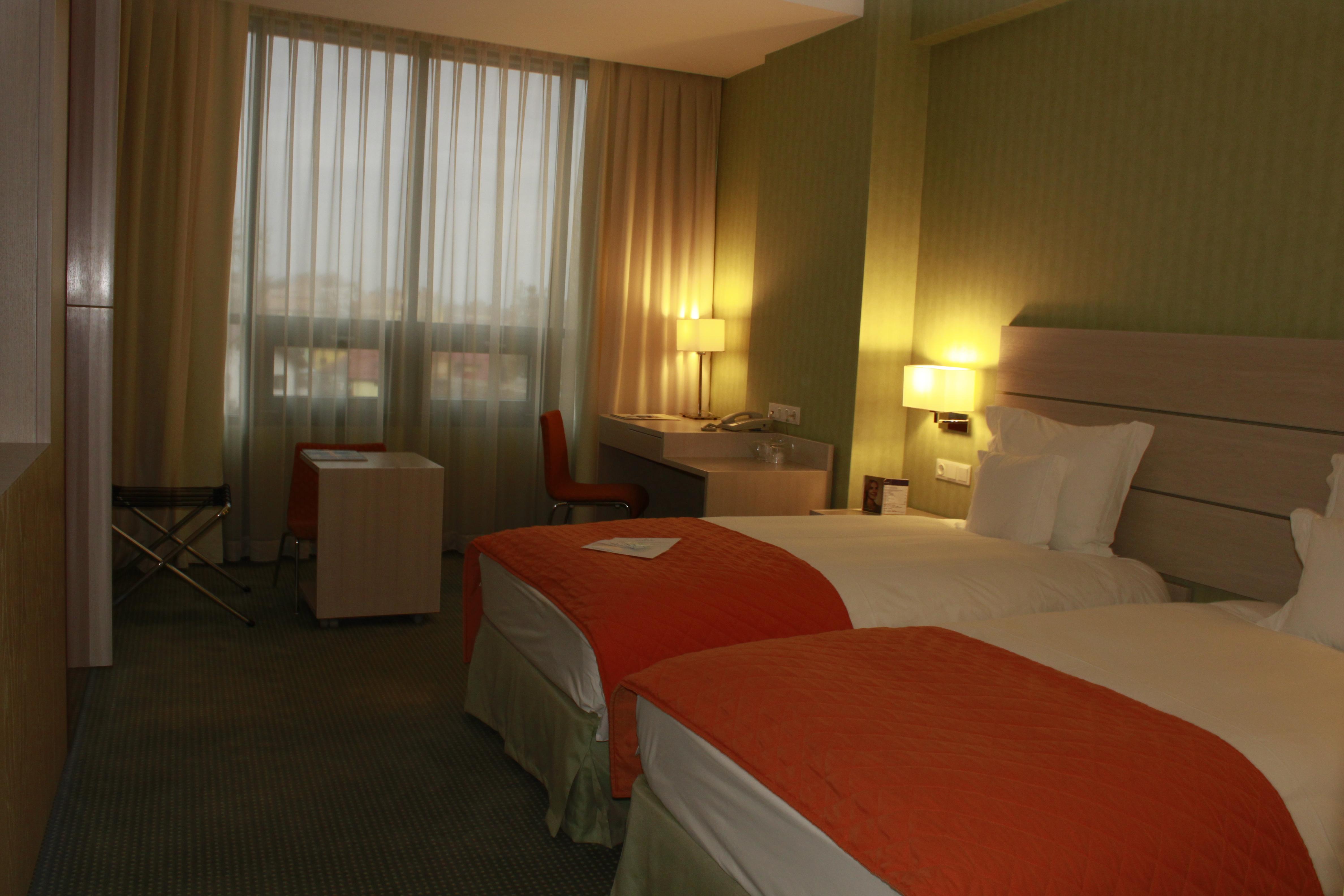 Hotel Golden Tulip Ana Tower Sibiu Exterior photo