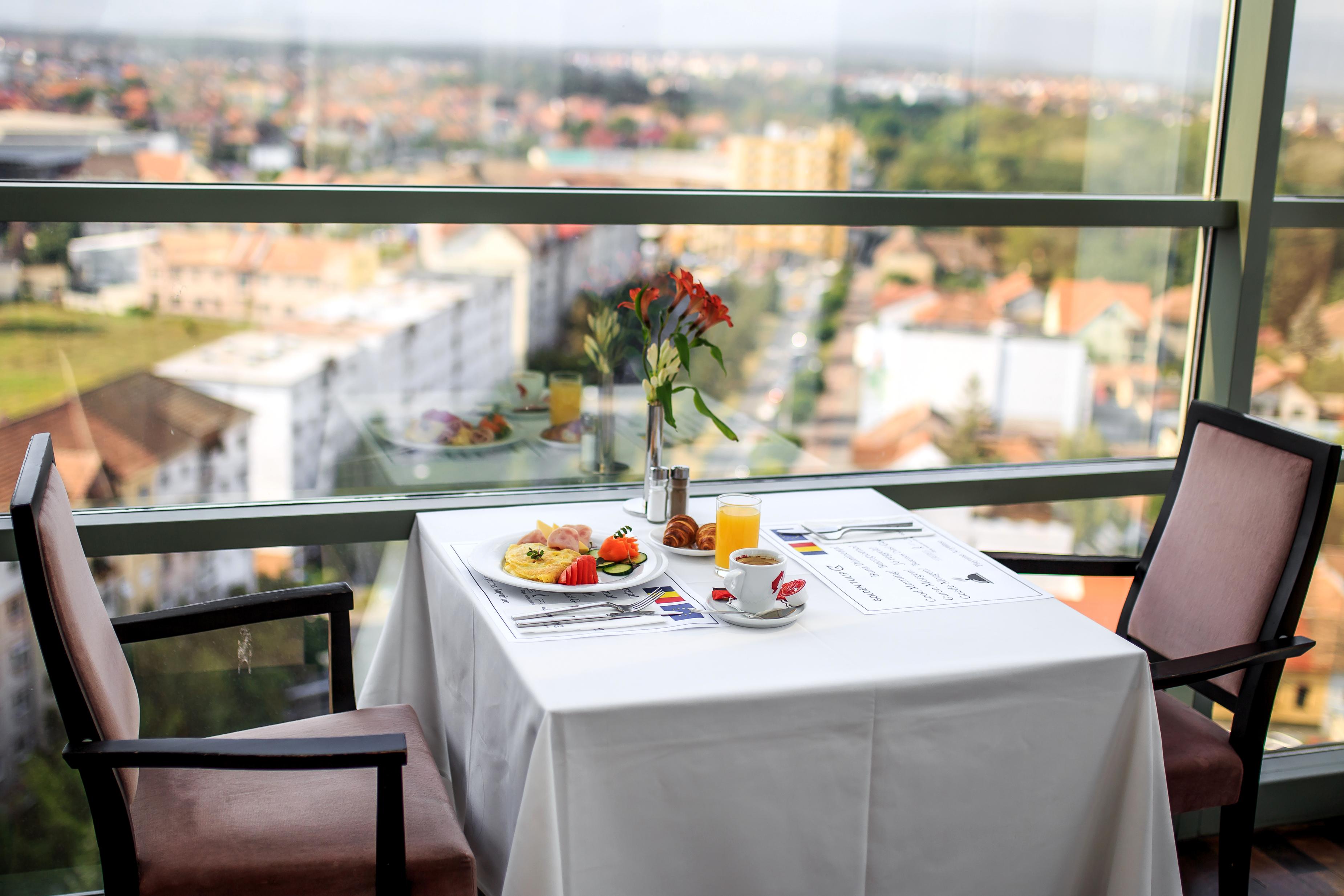 Hotel Golden Tulip Ana Tower Sibiu Exterior photo