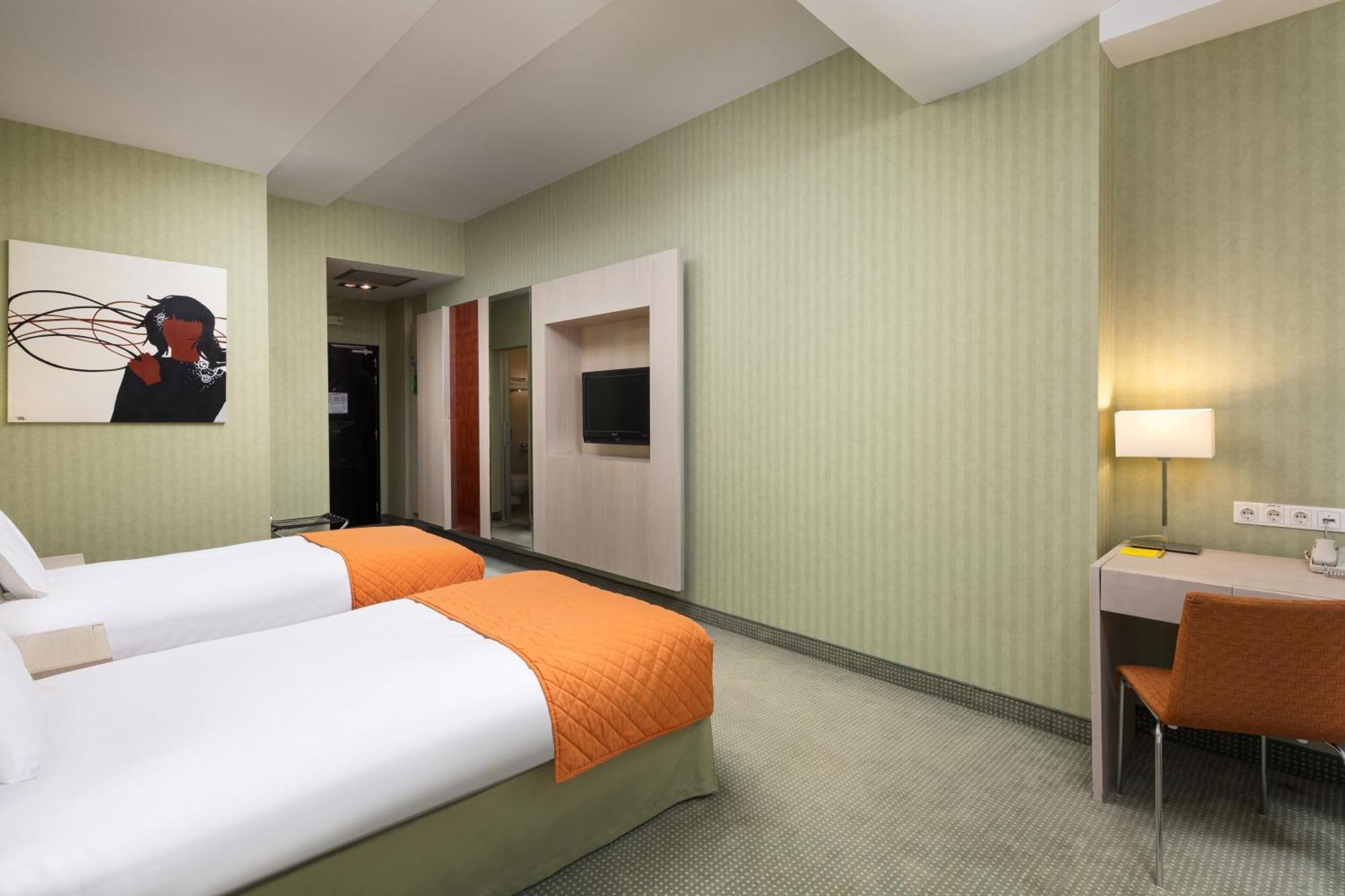 Hotel Golden Tulip Ana Tower Sibiu Exterior photo